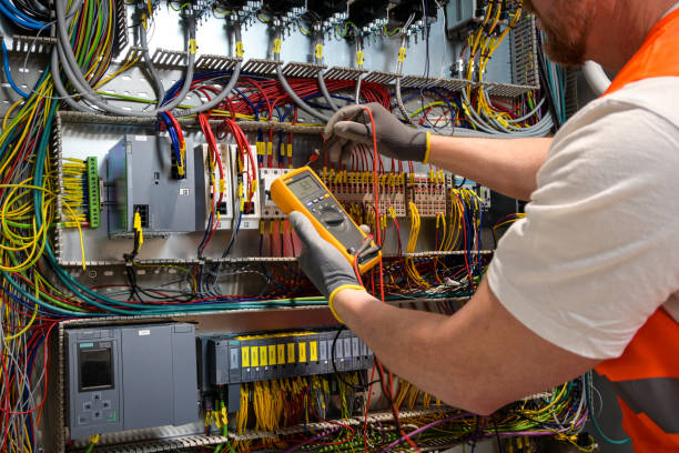 Best Electrical Contractors for Businesses  in Edinburg, IL