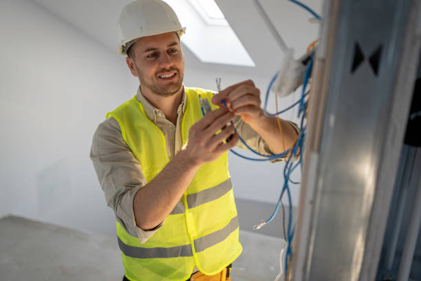 Best Affordable Electrician  in Edinburg, IL